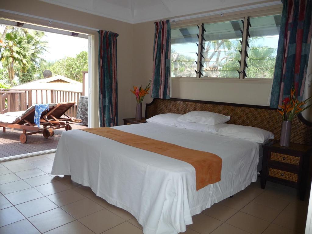 Muri Beachcomber Rarotonga Room photo
